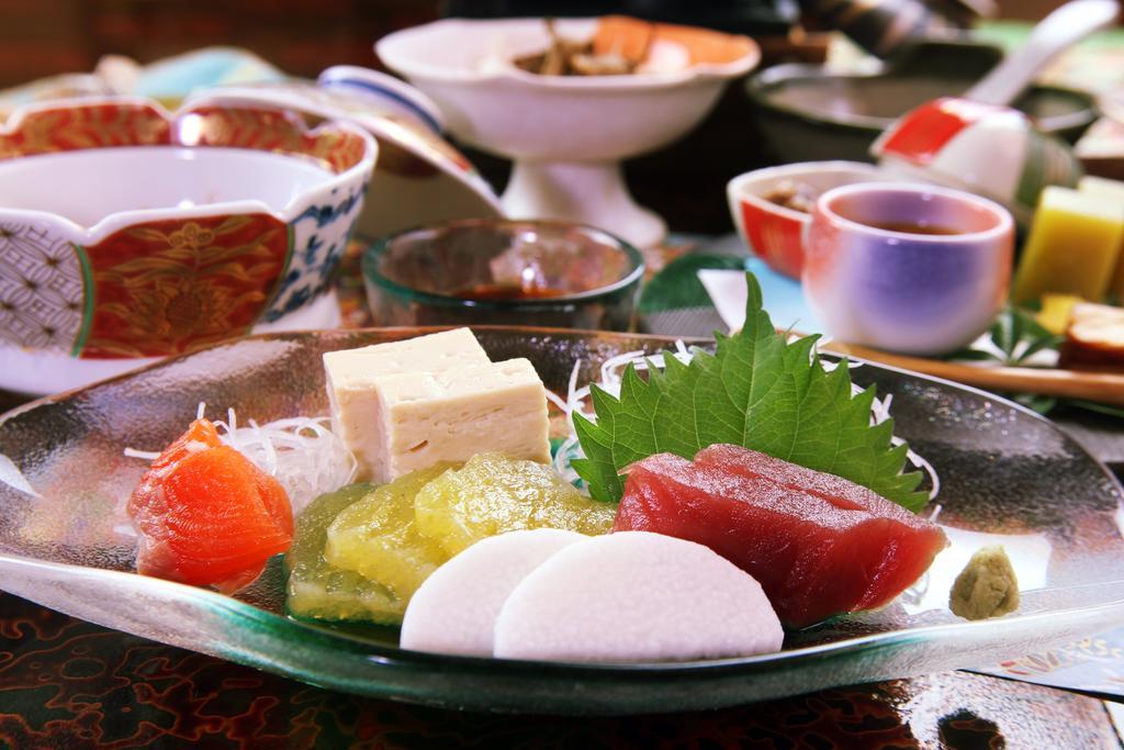 Umezono Hotel Minobu Buitenkant foto